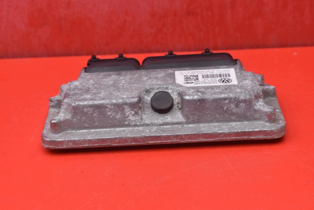 control unit computer of the engine 03C906024BD VW GOLF 6 VI 1.4 16V 80 KM 08-15