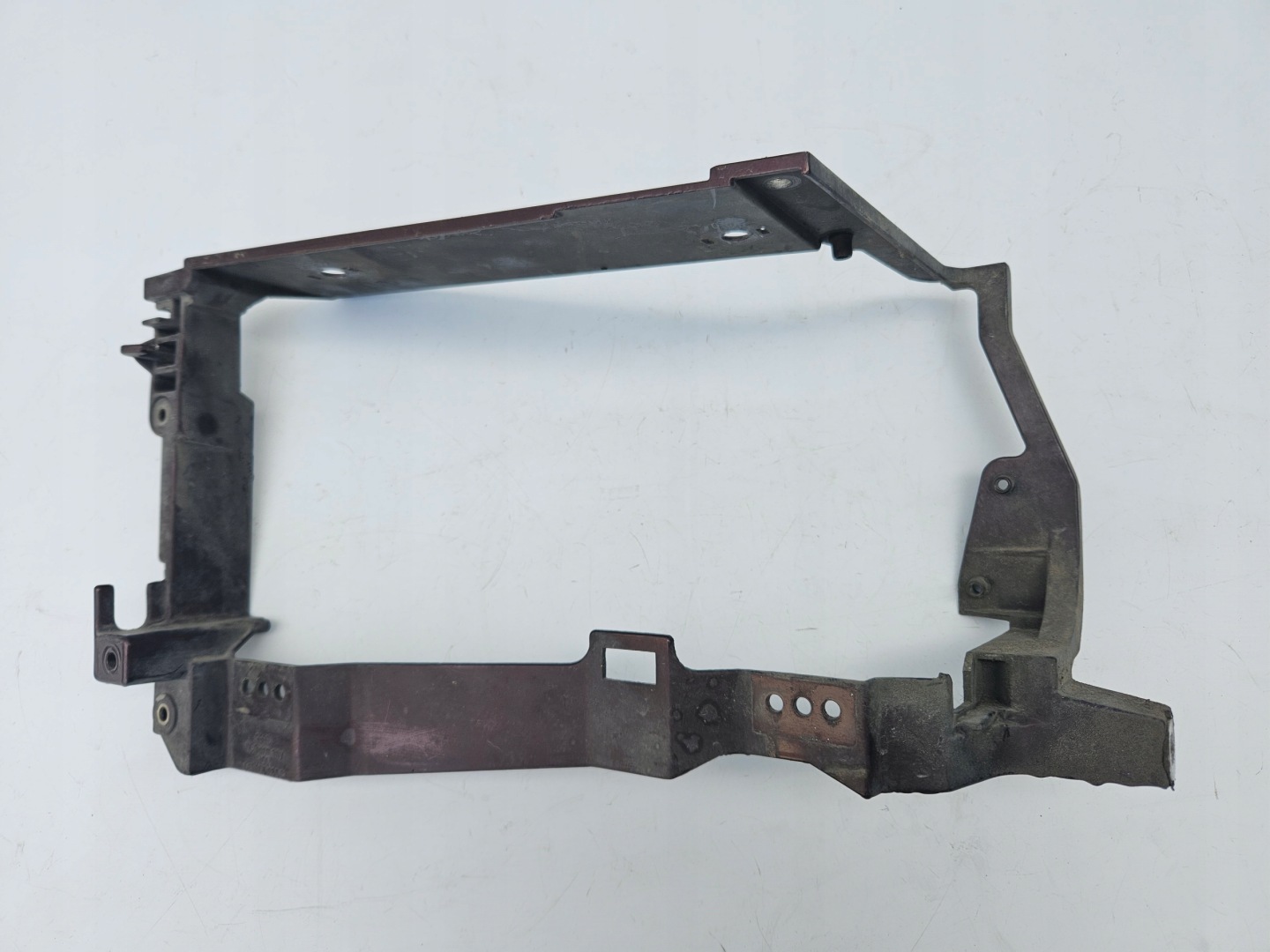 OKULAR left holder lights LEWEJ AUDI V8 D11