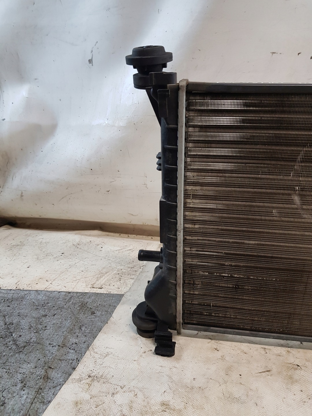 water cooler FORD FOCUS MK1 1.6B