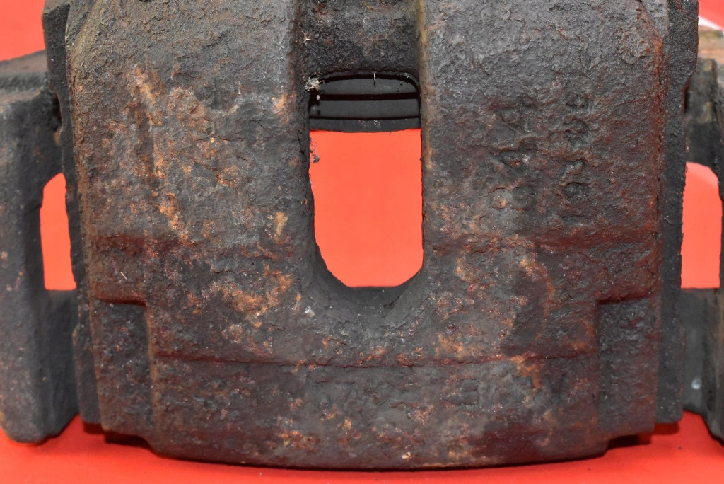 caliper brake left front BMW X3 E83 2.0 D 150 KM xDRIVE 06-10