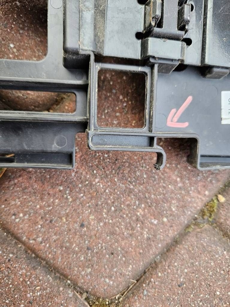 bracket holder holder komputera of the engine 1.3D - Opel Corsa E 13472625