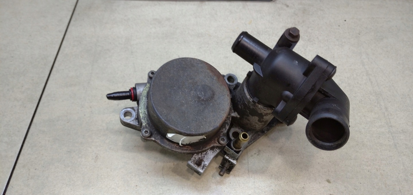 Pompa VACUM Scatola termostato FORD TRANSIT 2.0 TDDI W584A