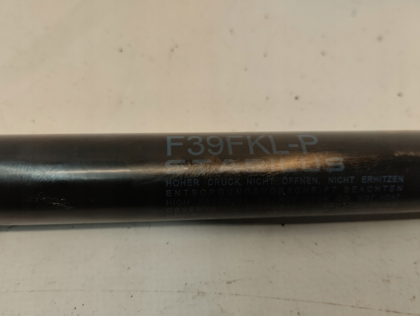 BMW X2 F39 LIFT damper bonnets