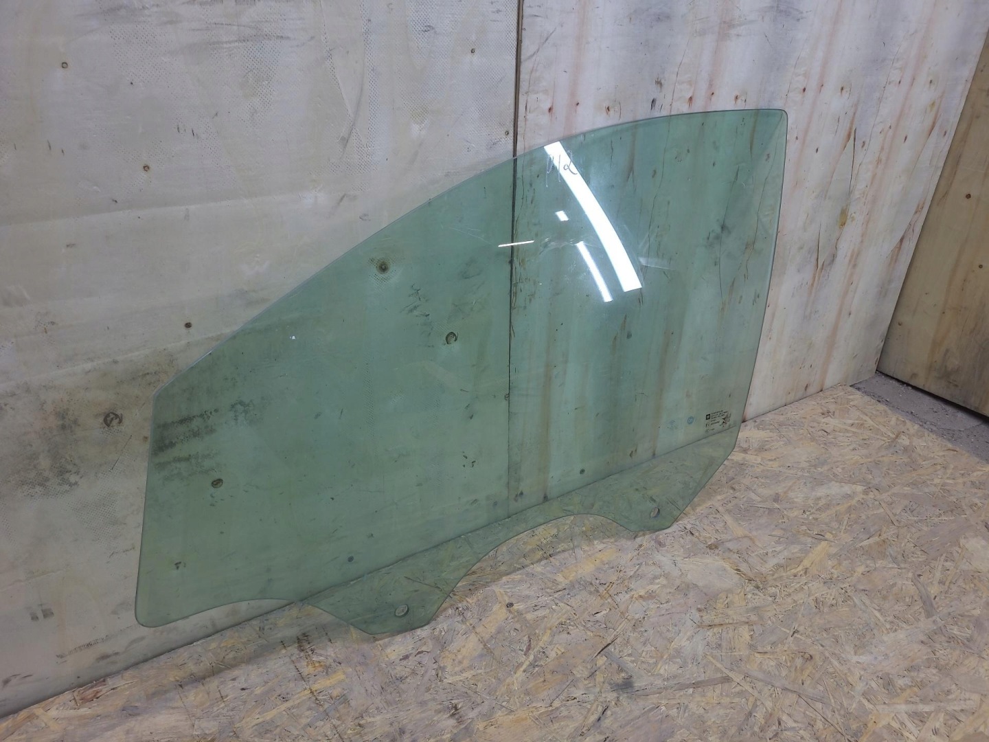 window door front left side Chevrolet Equinox 3 2018