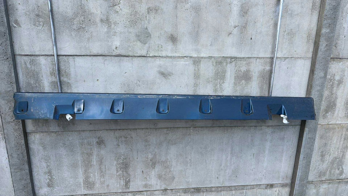 right moulding threshold SAAB 9-3 93 VECTOR ARC sedan kombi threshold colour 300