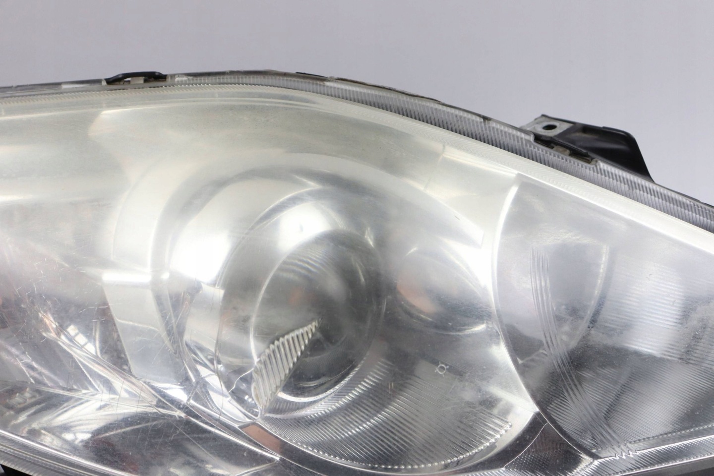 MAZDA 5 and CR light front right front XENON EUROPA P5117R 149002A011A