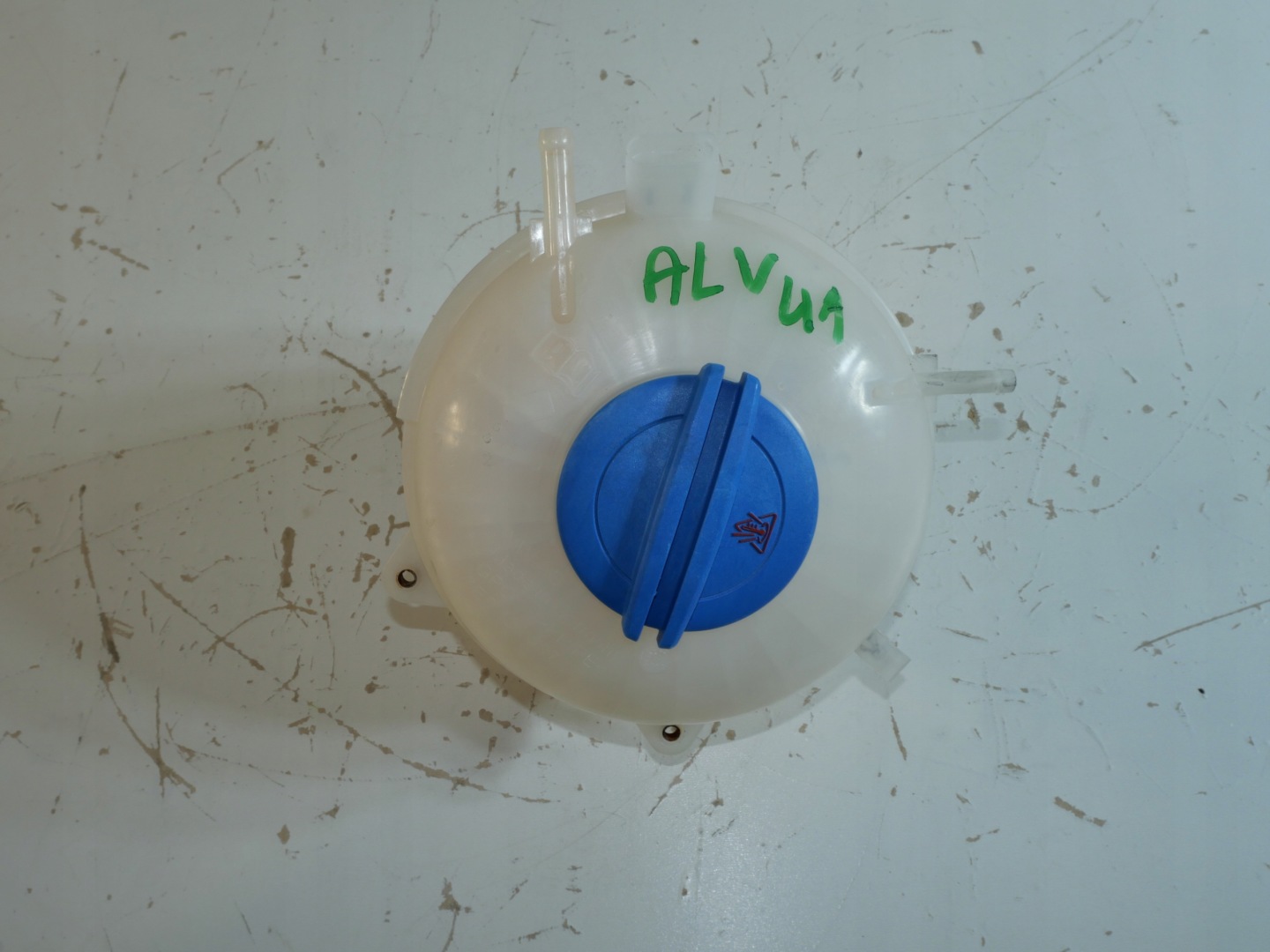 VW T6 water tank 7E0121407B