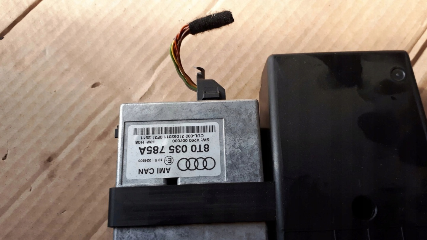 Audi A4 S4 B8 8K 2009 Panel radia 8T0035785A