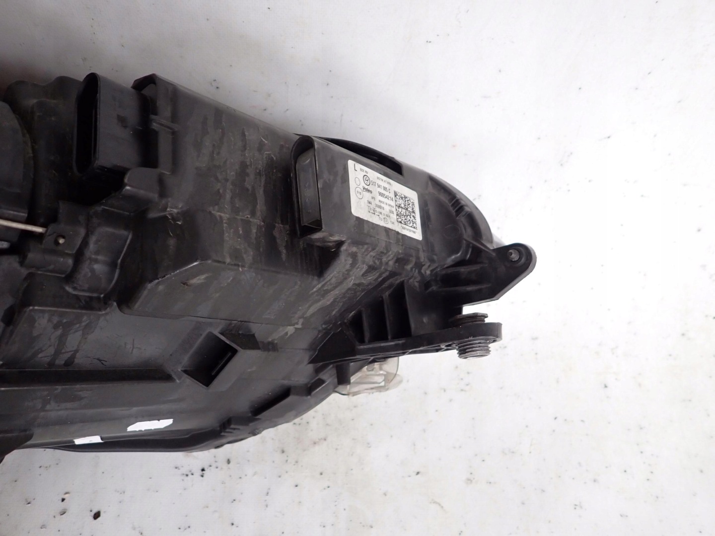 VW GOLF SPORTSVAN 14-18 light front front left