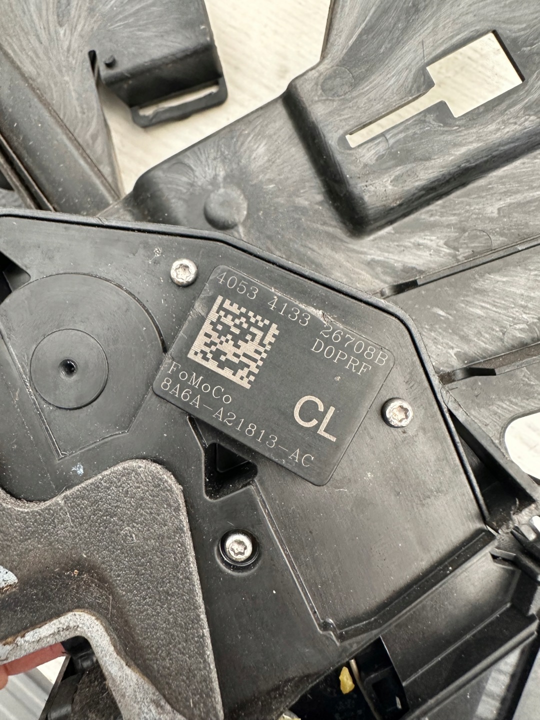 lock door left front EU 8A6AA21813AC FORD FIESTA MK7 08-12