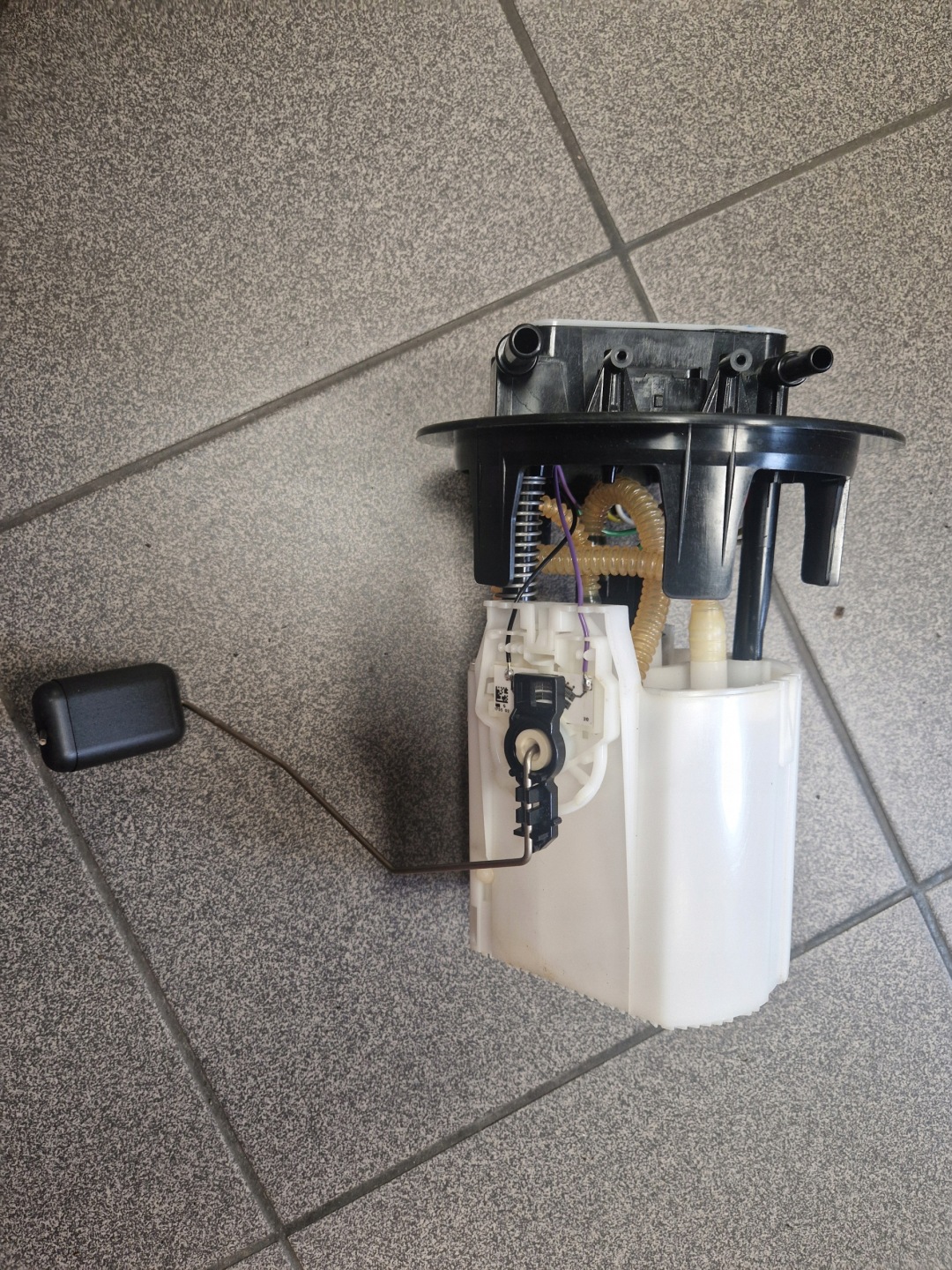 feed pump CITROEN DS3 CROSSBACK 1,5BLUEHDI