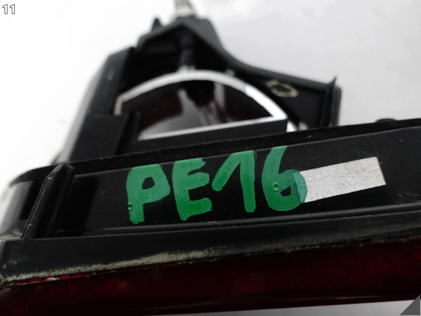 RENAULT CLIO IV 4 HATCHBACK 12-16 light to the bonnet boot rear part left EU