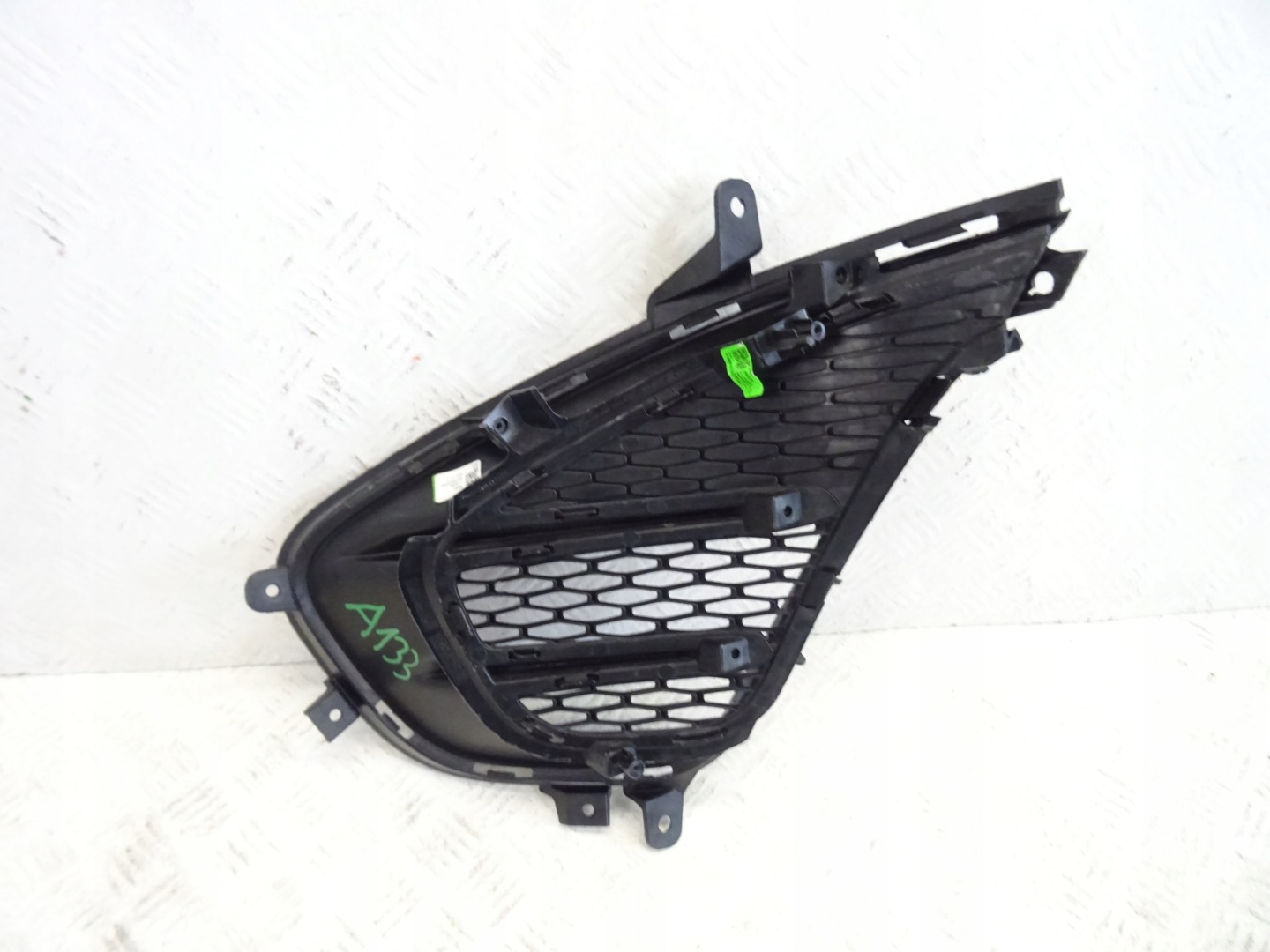 KIA CEED 3 III LIFT GT right grid of a bumper front front