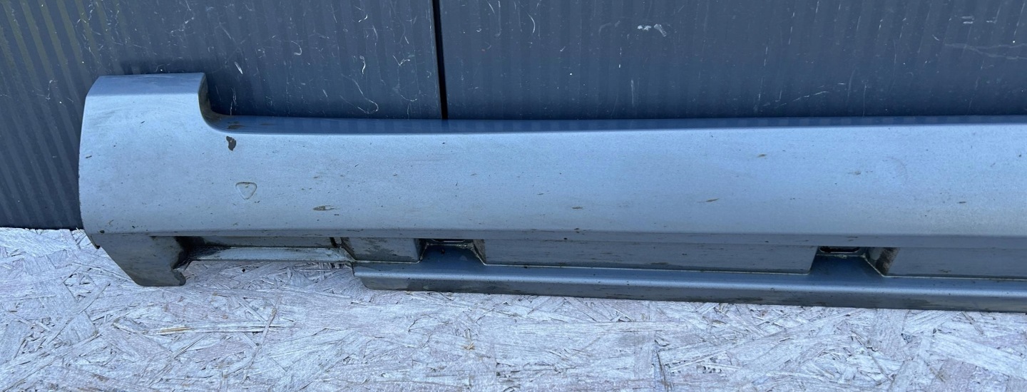 moulding threshold left VW PASSAT B7 KOMBI 10-14 LC7Z