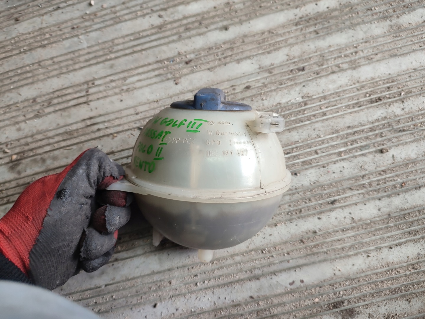 ekspanziona posuda VW Seat Skoda 1H0121407C