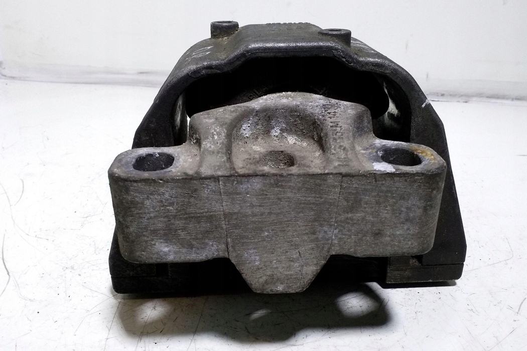 Silent block VOLKSWAGEN BORA 1J0 199 262