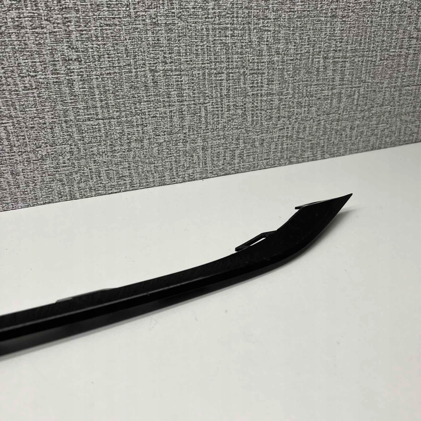 AUDI Q7 II 4M S LINE LIFT moulding W bumper right front 4M0807300A