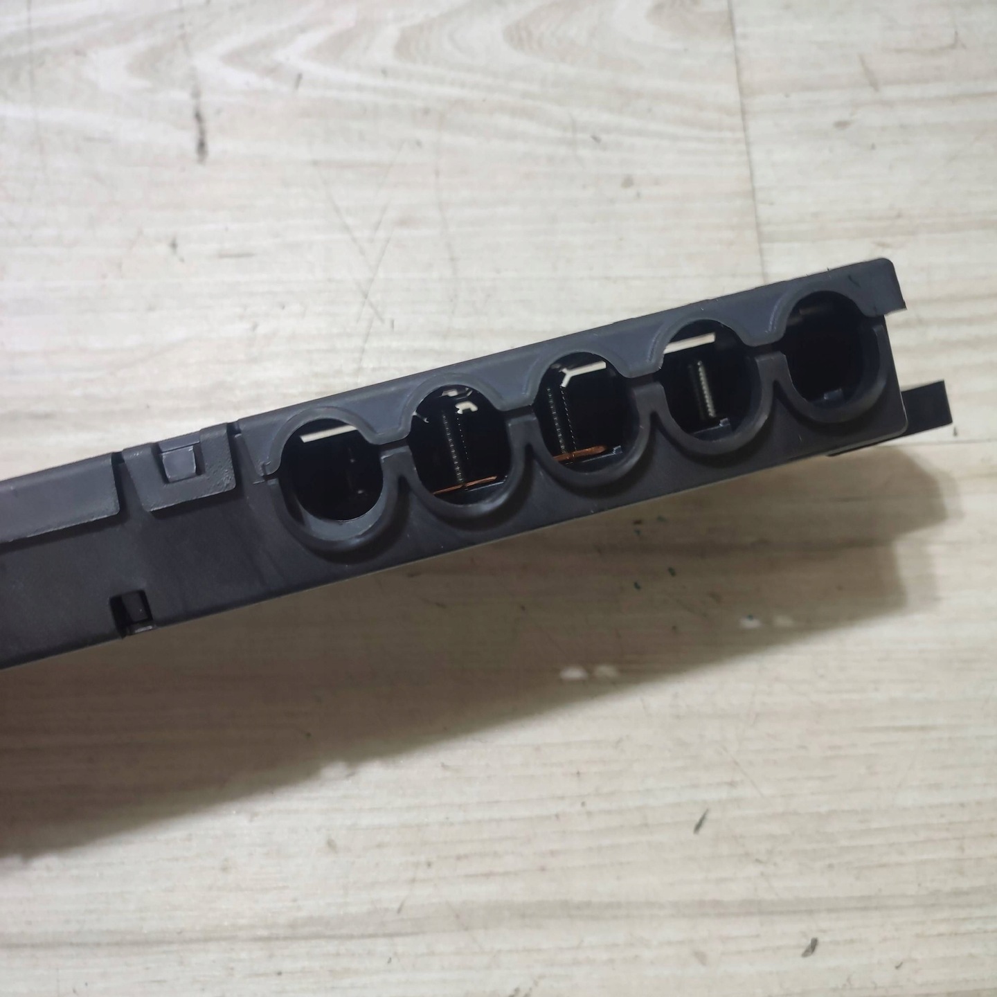 relay glowny Jaguar F-Pace J8A214516AC