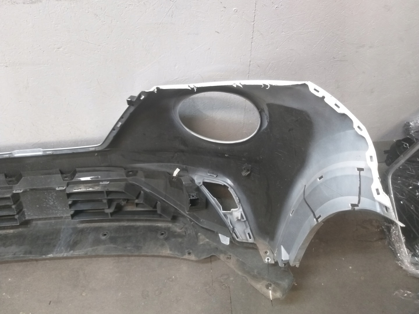 bumper front NISSAN JUKE 2 II F16 19