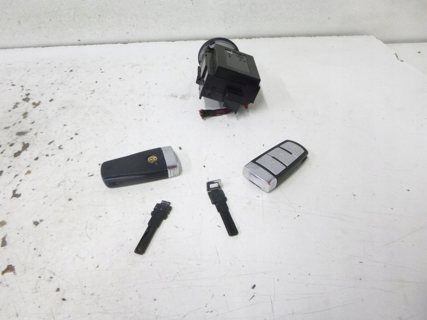 ignition + Kluczyki VW Passat B6 2007r. 3C0905843Q