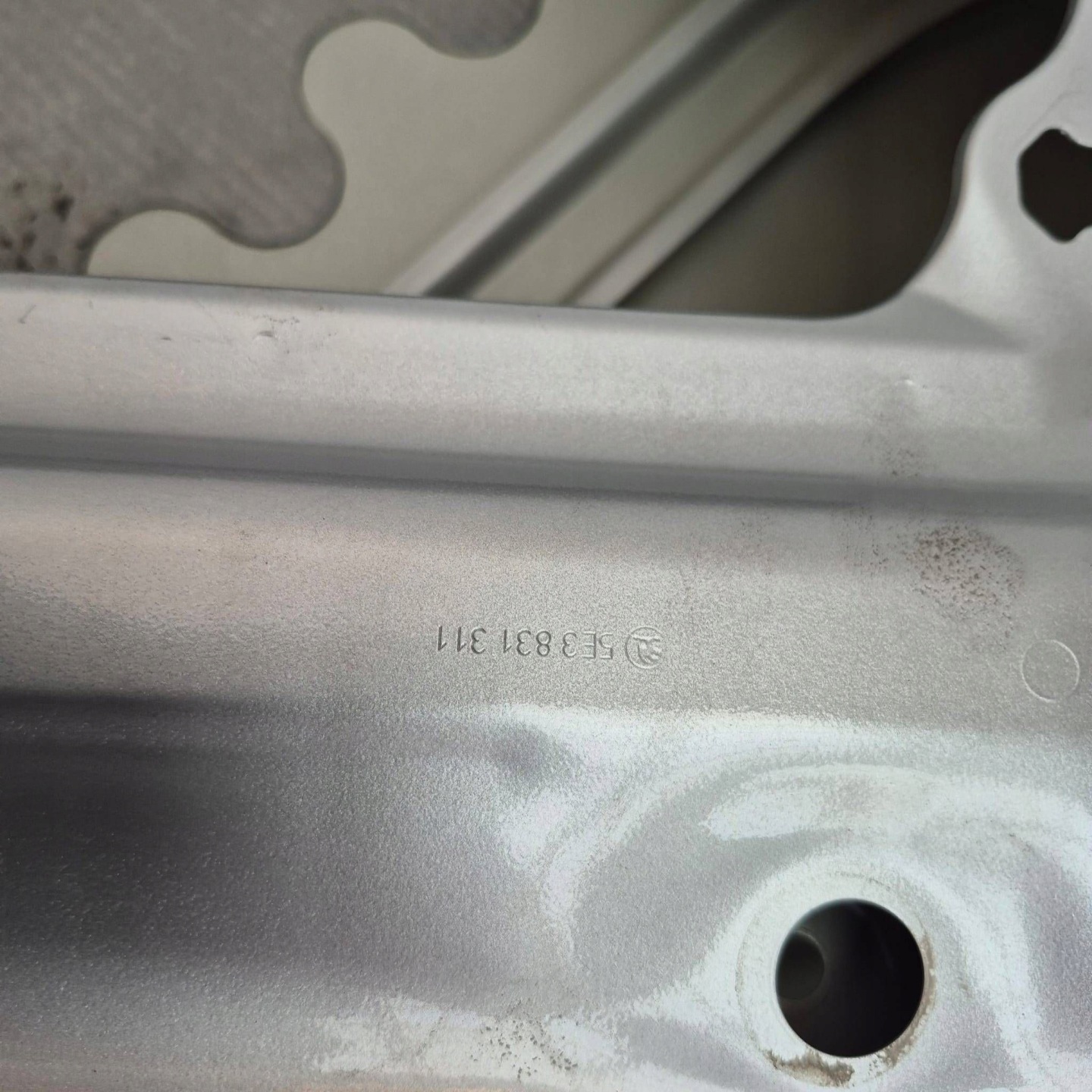 SKODA OCTAVIA IV 5E3 19- door left front front 5E3831311