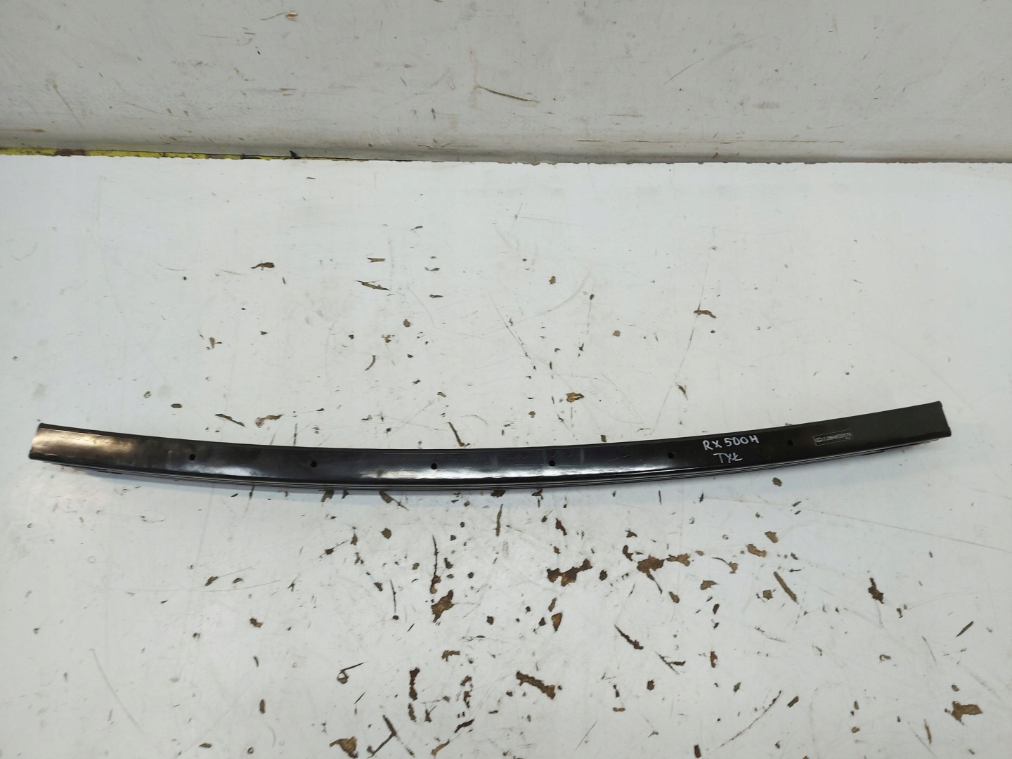 LEXUS RX500H V 5 2023- bumper support rear part