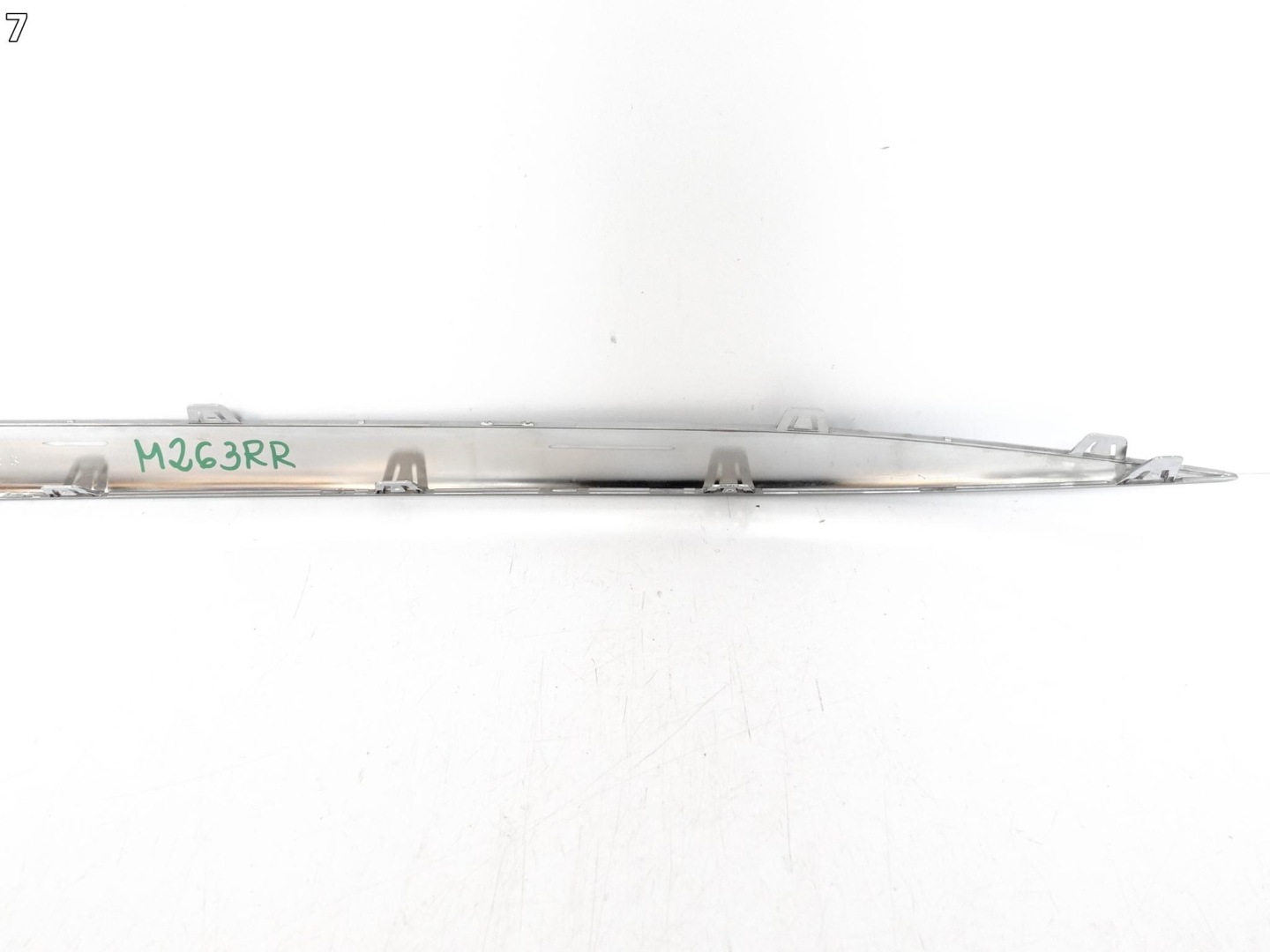 MERCEDES C-KLASA 206 43 E-KLASA W214 53 AMG moulding CHROM for threshold left front