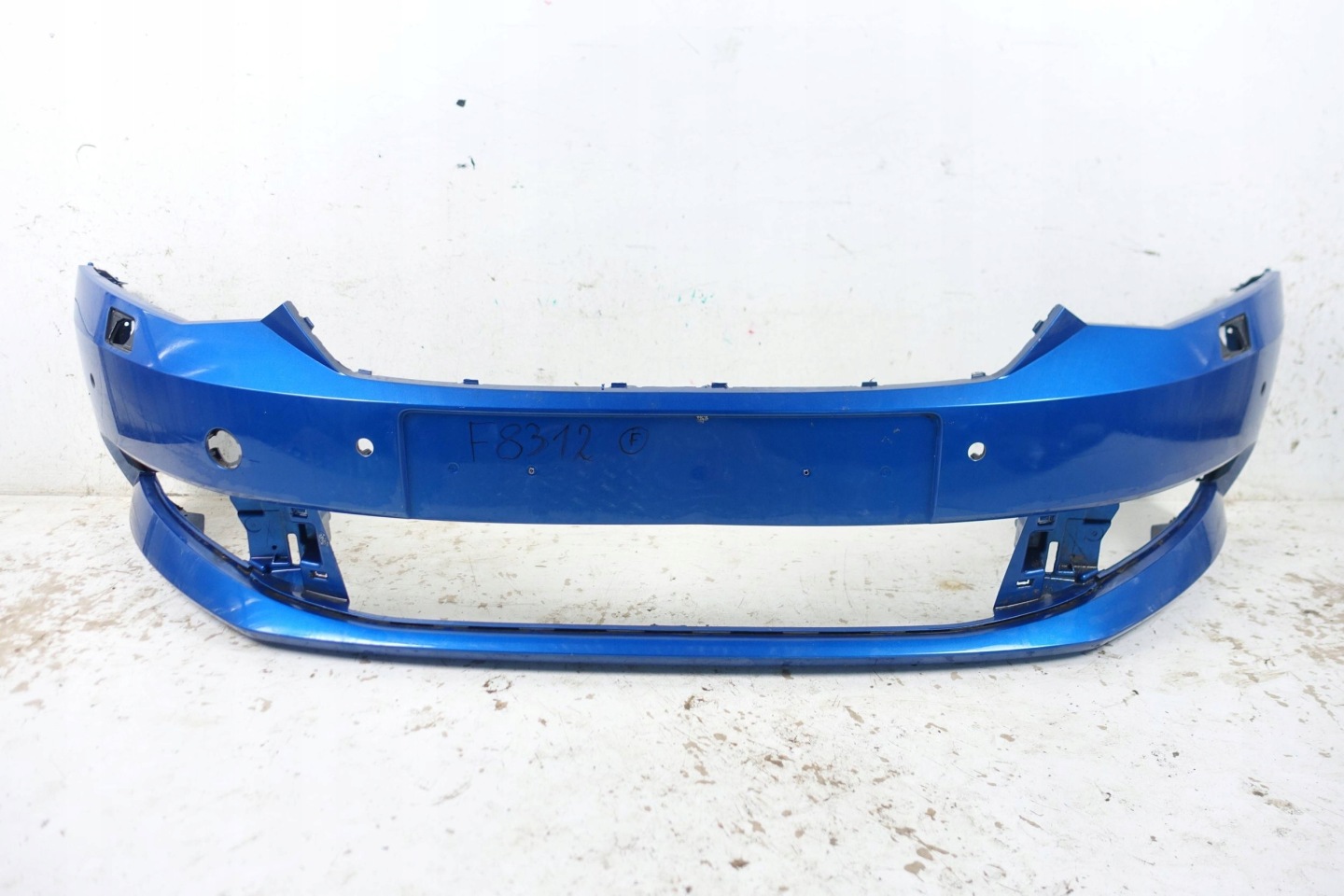 bumper front front SKODA FABIA III 6V0 14-18 washers 4XPDC 6V0807221