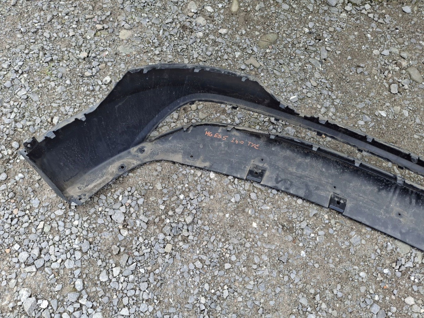 bumper rear SPOLIER MG S5 EV 2024R->