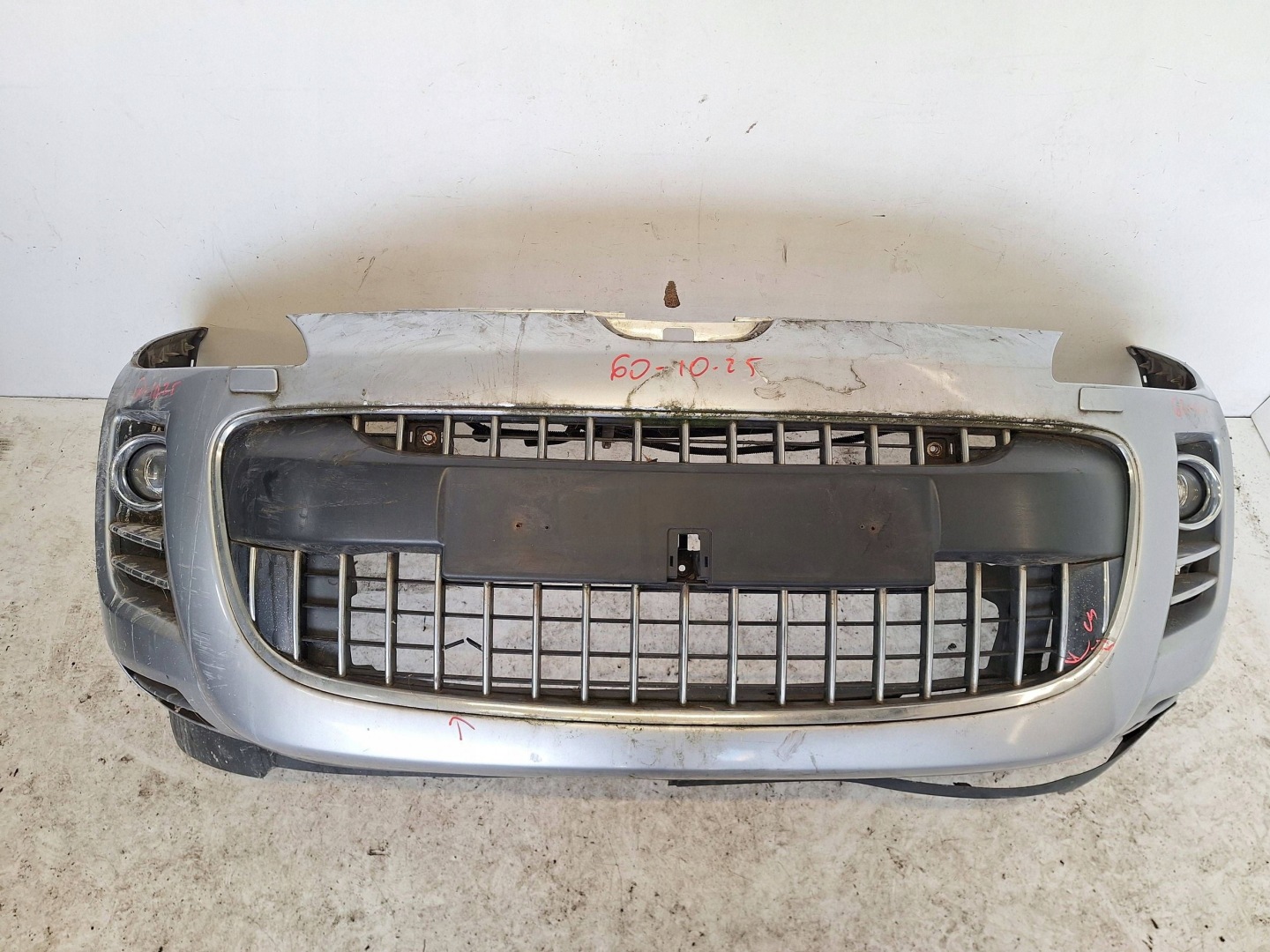 PEUGEOT 4007 07-12 bumper + XENON