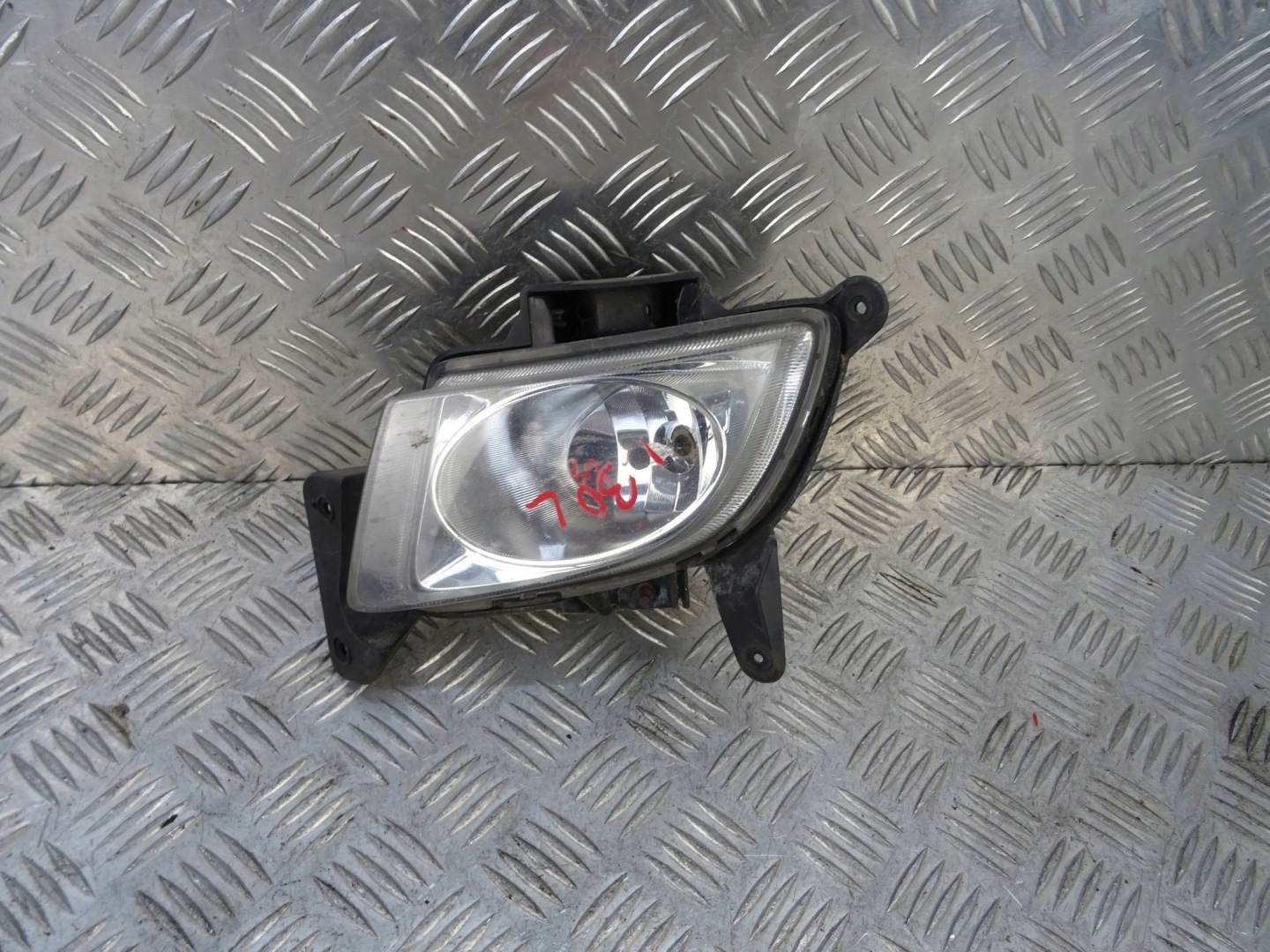 HYUNDAI I30 and fog light left