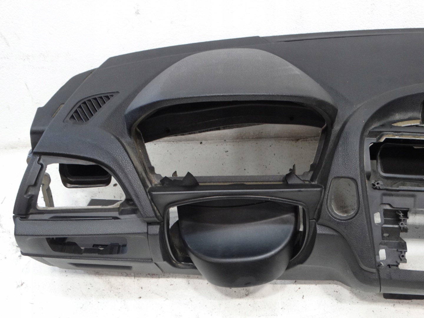dashboard instrument panel cockpit console airbag BMW 1 F20 2013R. 34089354G