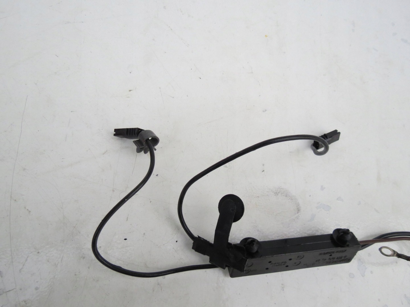 amplifier ANTENY MERCEDES-BENZ CLS C218 AMG A2128704589