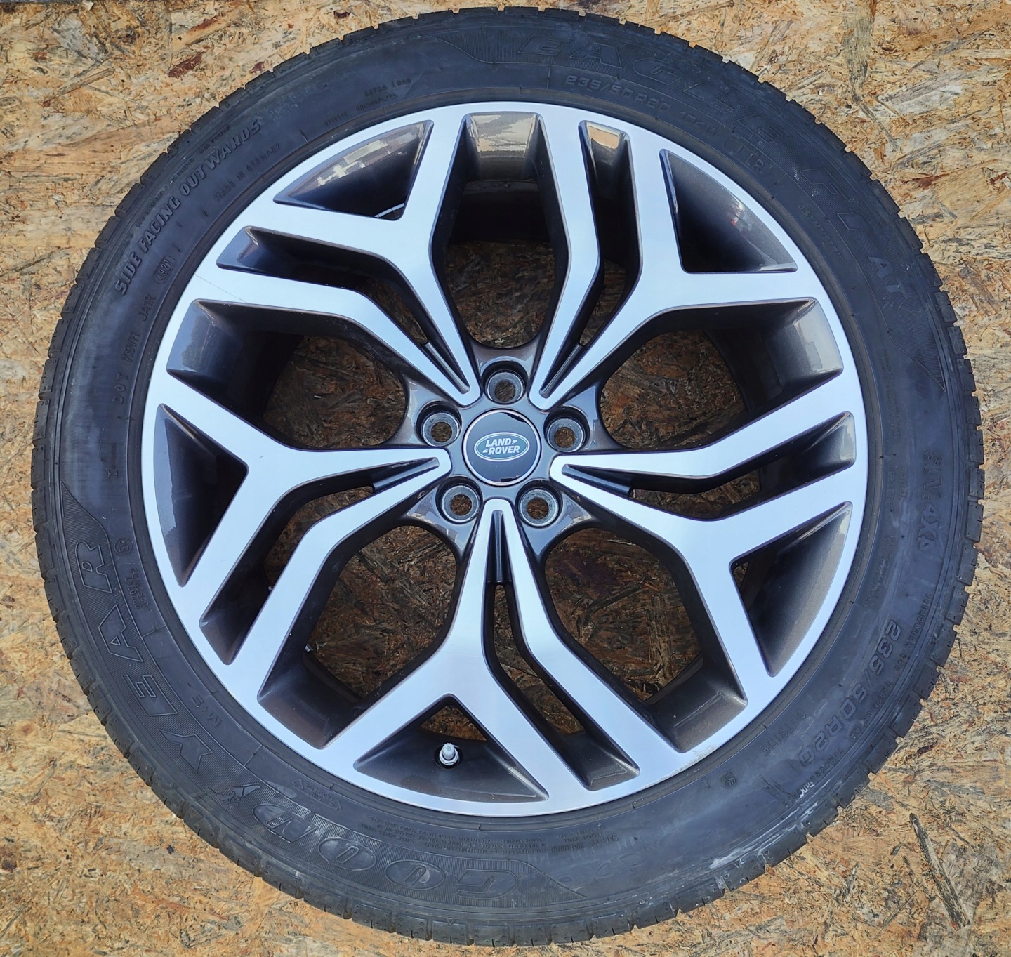 wheels discs RANGE ROVER EVOQUE II L551R DYNAMIC GOODYEAR EAGLE F1 235 50 R20