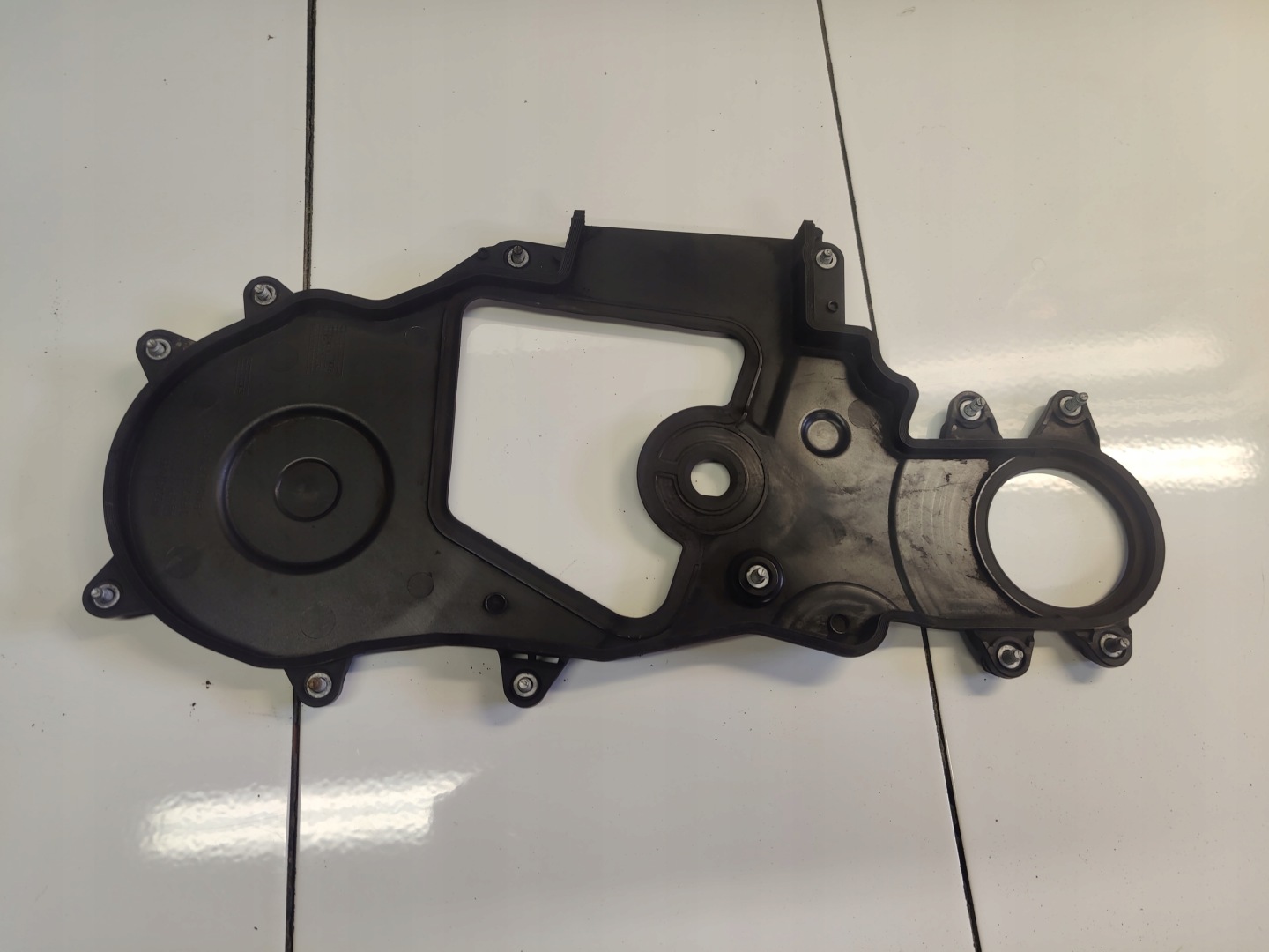 OPEL ZAFIRA B 2.0CDTI B20DTH Couvercle carter distribution 55487639