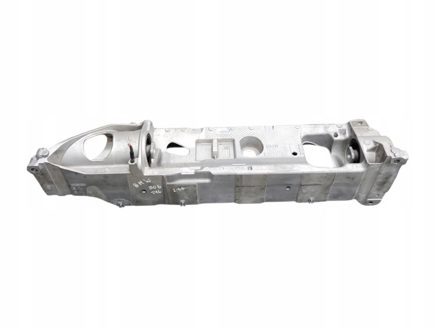 holder engine mount BMW 2 ACTIVE TOURER U06 2022-2026 9796428 9845739