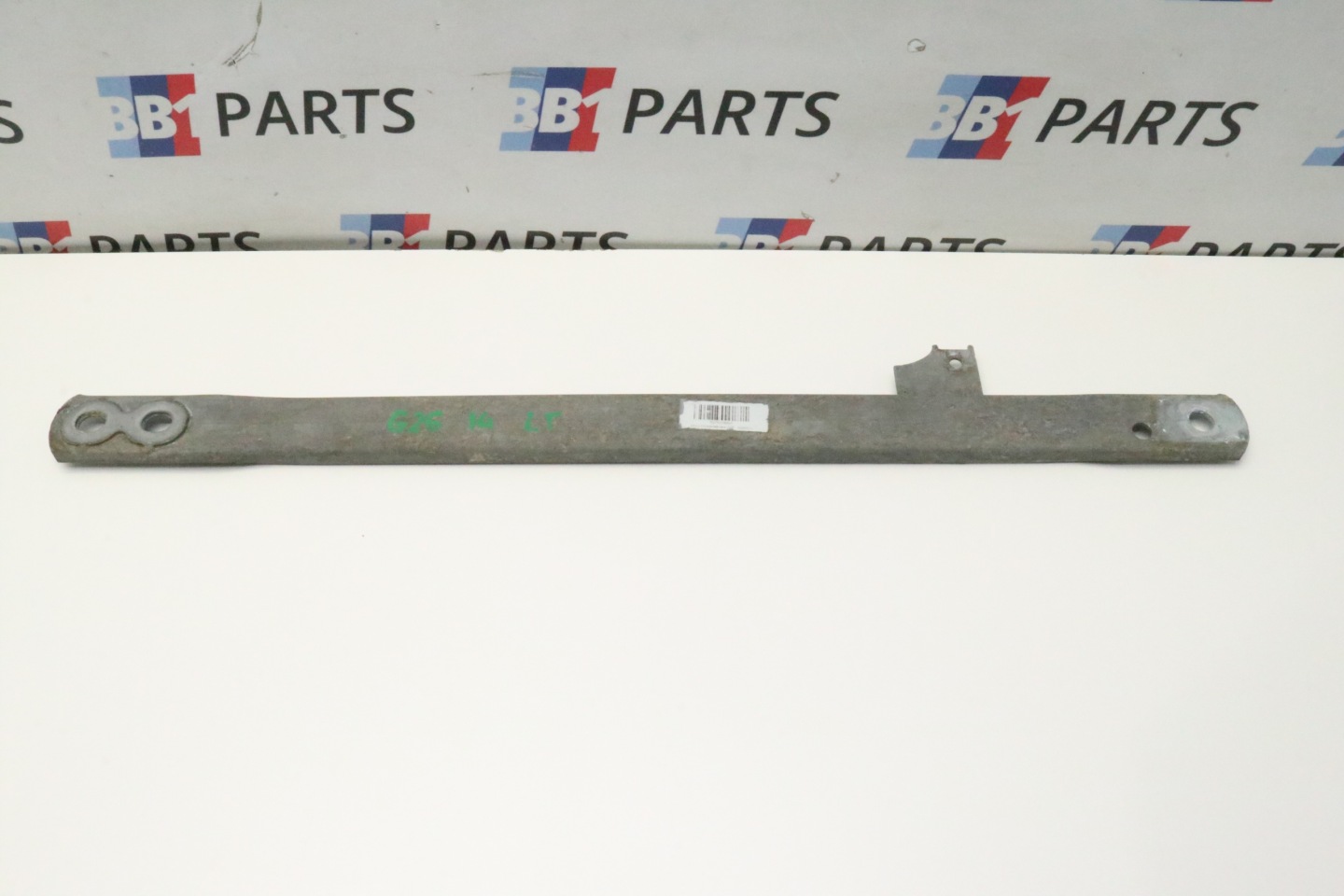BMW G26 I4 console POPRZECZKA left rear part 7931655