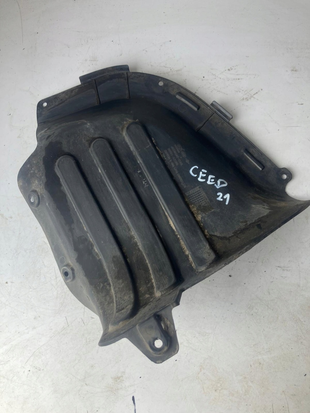 cover below bumper left rear part mudguard KIA CEED II KOMBI 86691-A2200