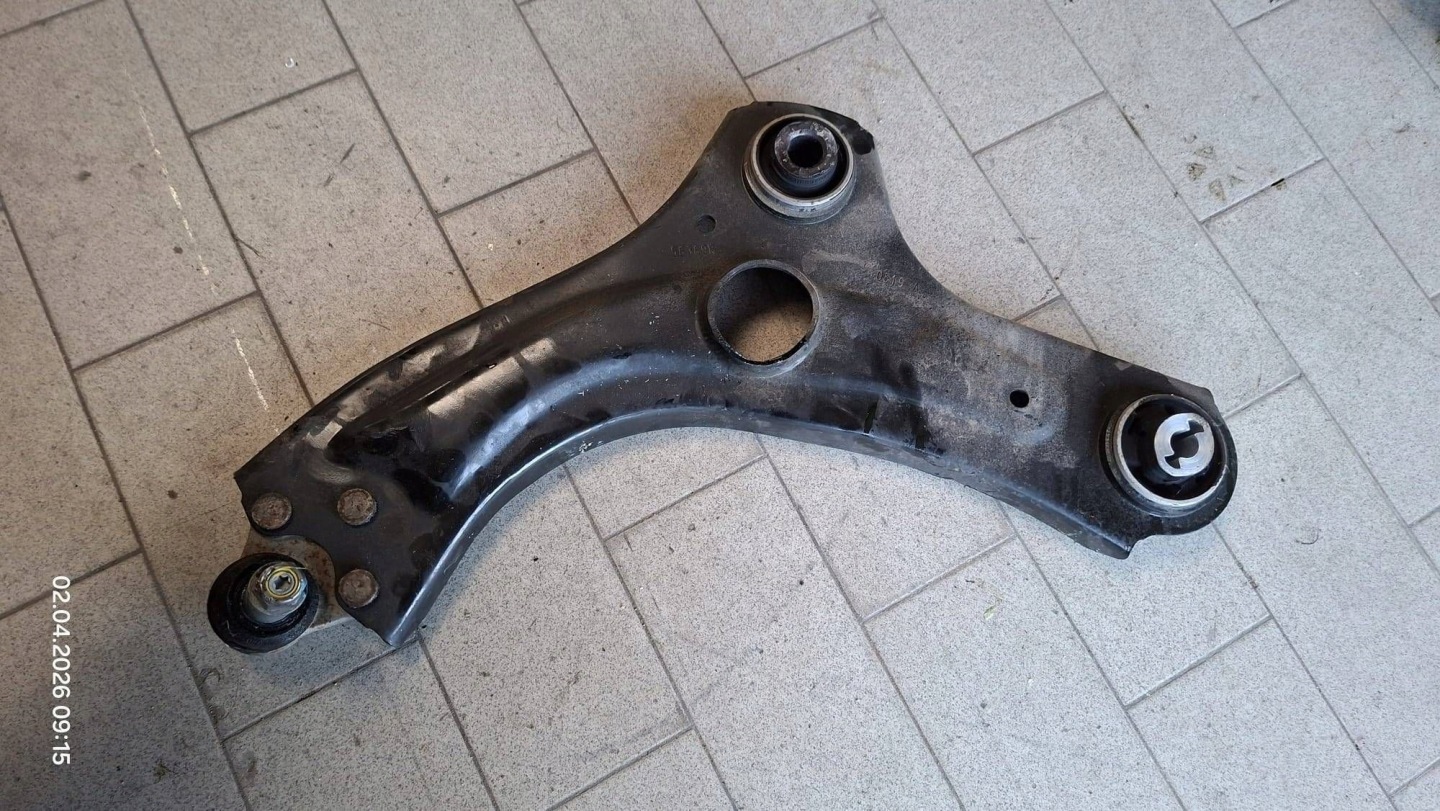 arm front side left Renault Clio V 545056028R