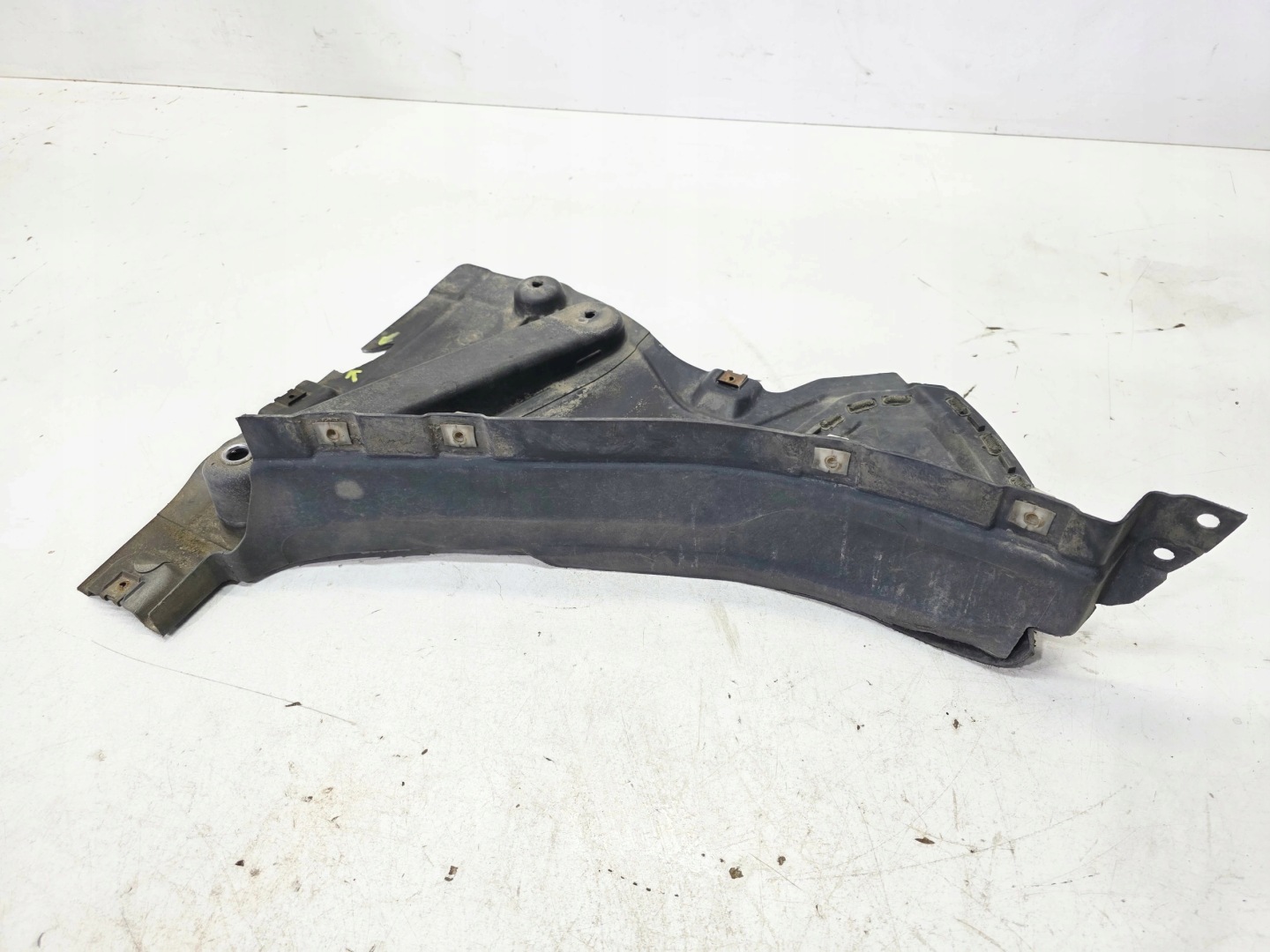 mudguard NOSEK right front AUDI A6 C8 4K0853888E