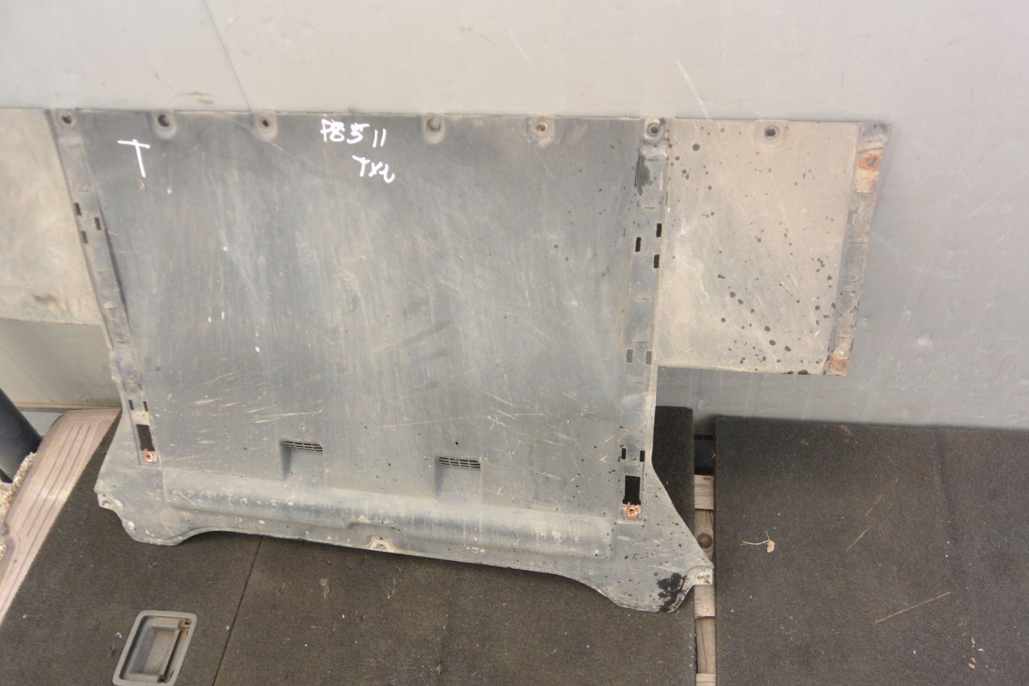 Blende Abdeckung Unterfahrschutz abdeckung heck TESLA MODEL S 12-16