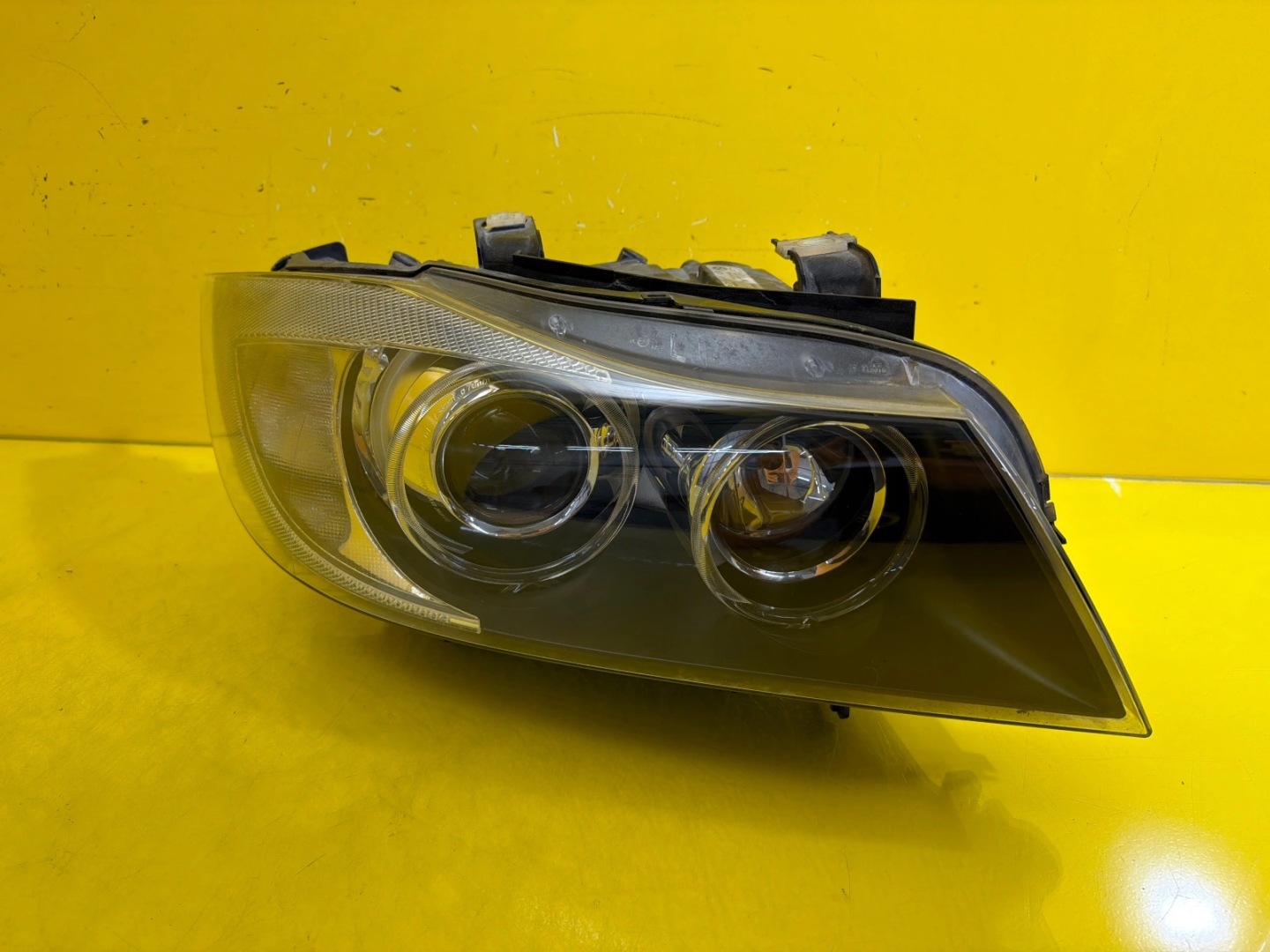 light right BMW 3 E90 E91 Xenon positioning 6942744