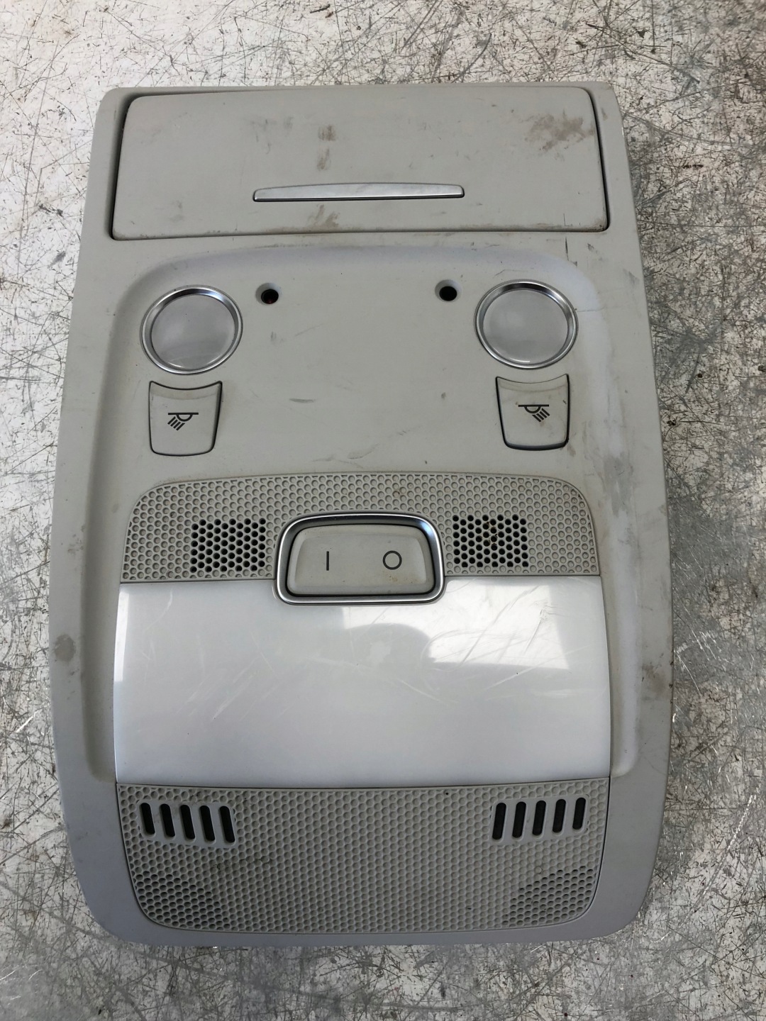 FANALE CIELO INTERNO AUDI A4 B8 A5 8T0947135B