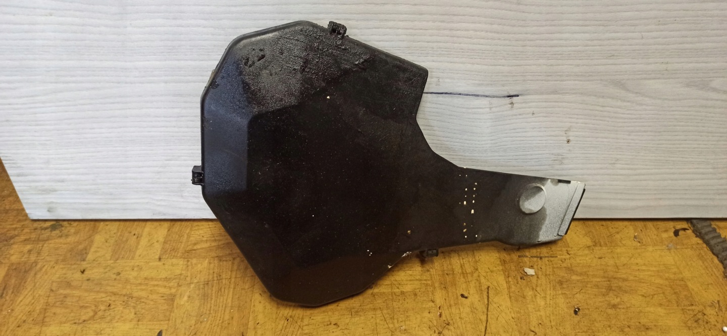 gearbox cover A6 C5 2.4 B 078109123N