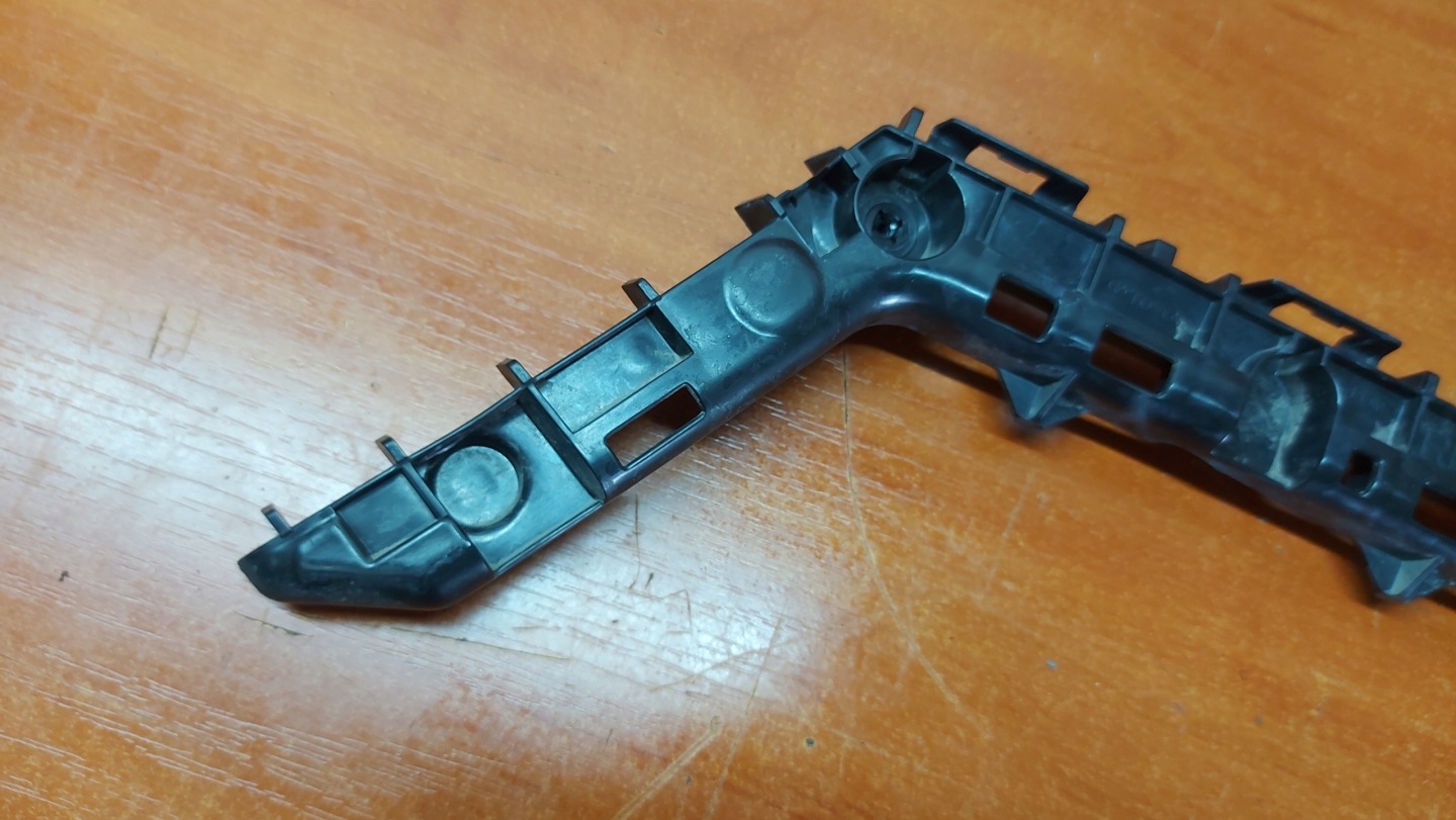 bumper bracket right rear part rear TOYOTA COROLLA E21 19- sedan