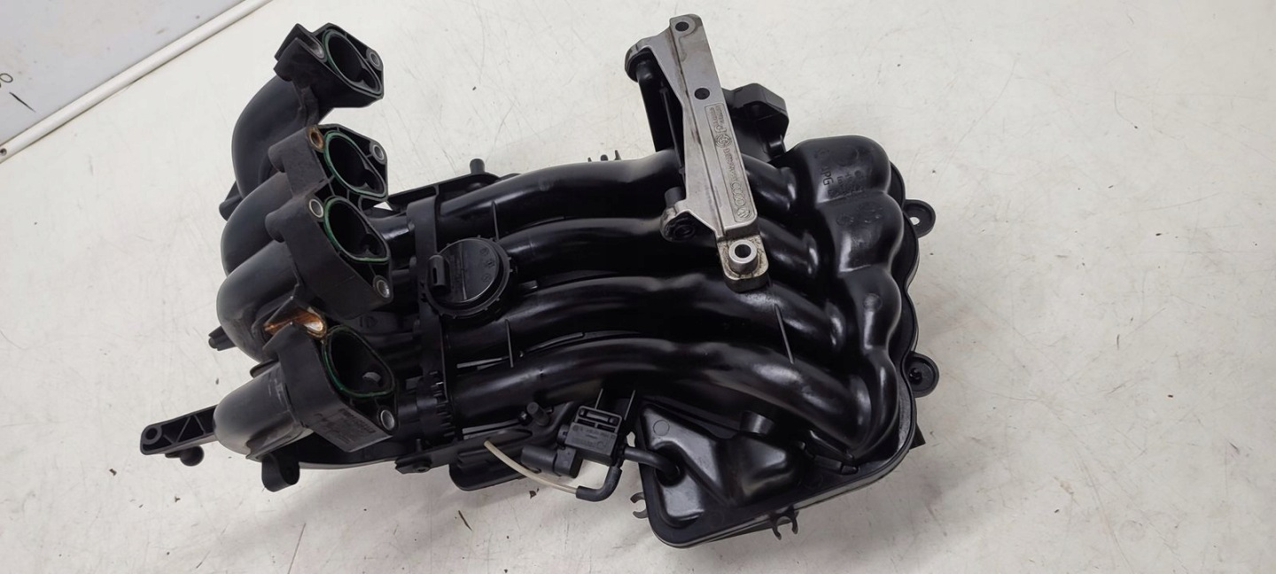 intake manifold Audi A3 8P 1,6 MPI
