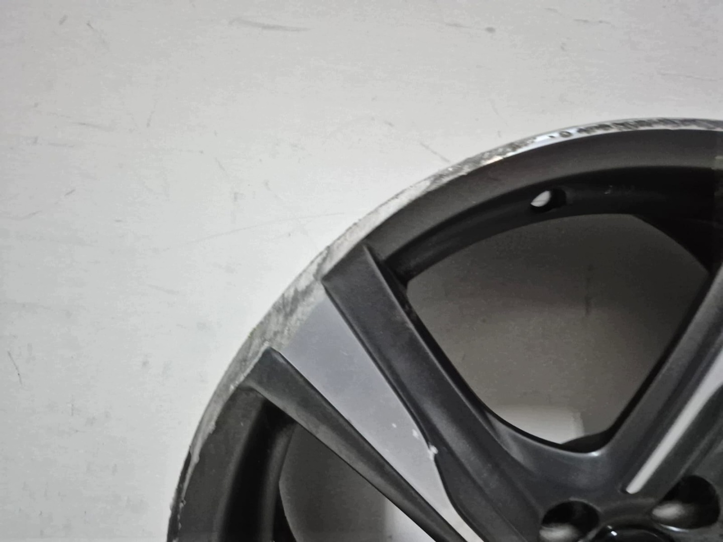 VOLVO disc aluminium 18" 31362188