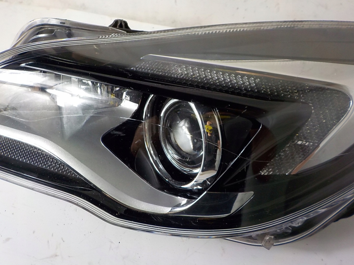 OPEL INSIGNIA A BI-XENON LIFT light left front front 1ZT011166-03
