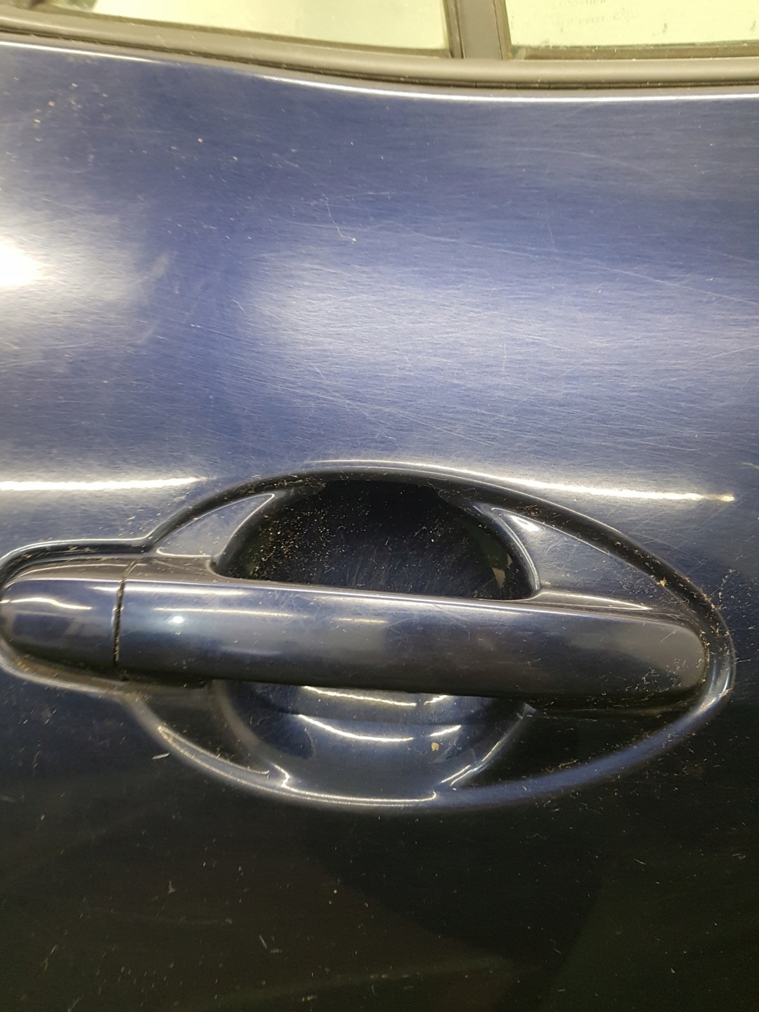 Tür rechts heck TOYOTA AURIS KOD 8S6