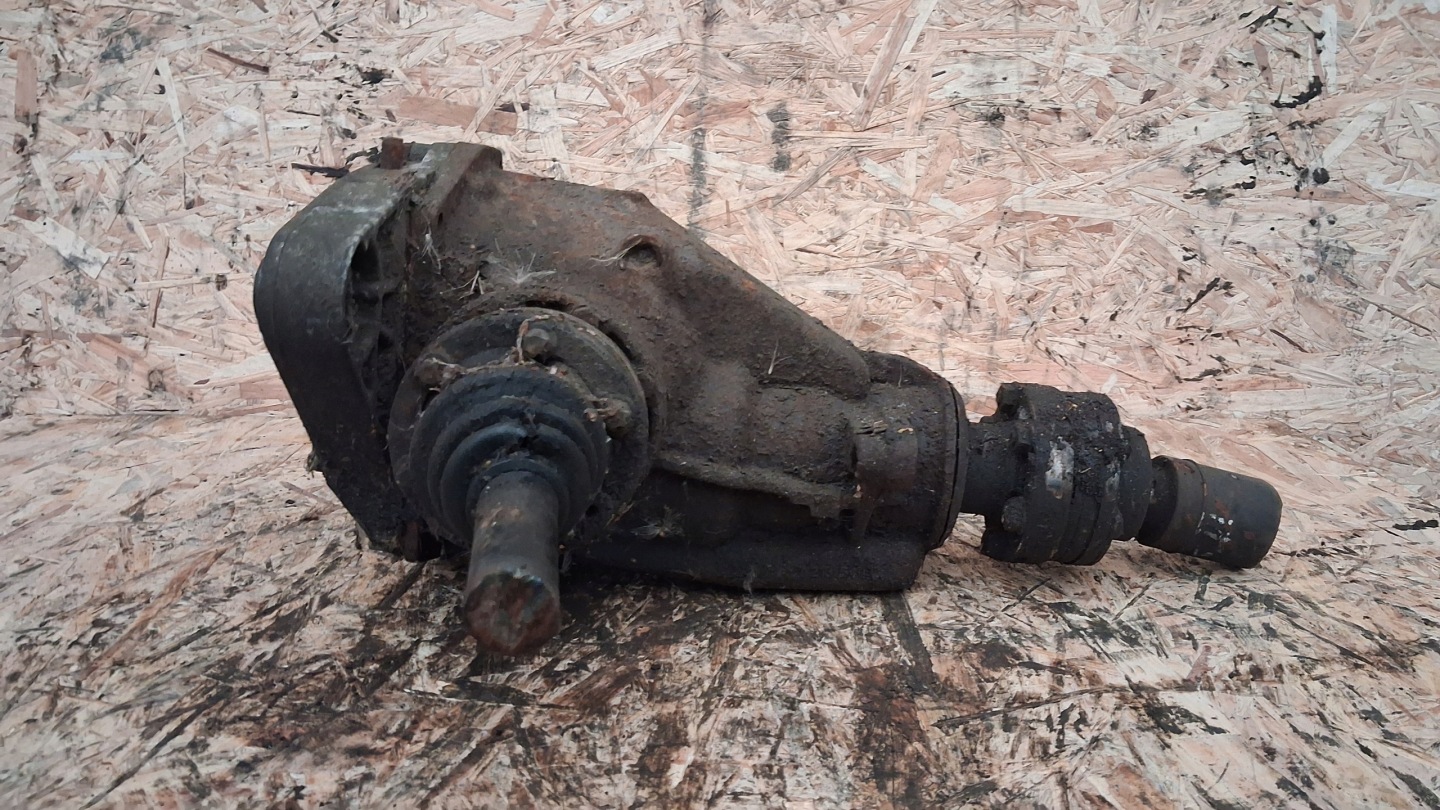 rear differential diff BMW E38 750i 5.0 V12 2.81 M73B50 GDANSK